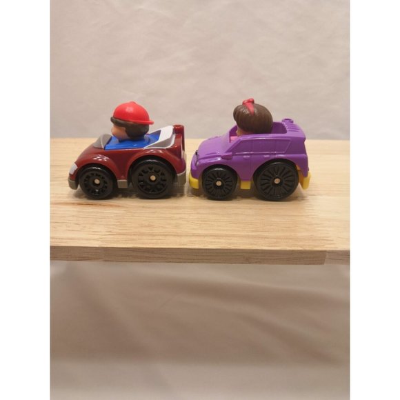 Lot of 2 Fisher Price Little People Wheelies Cars Girl and Boy 2016 - Picture 3 of 5